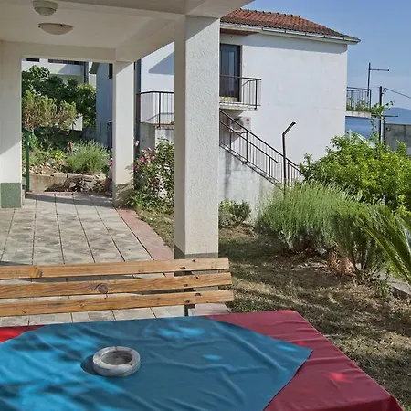 Zderic 735 Apartamento Gradac (Split-Dalmatia)